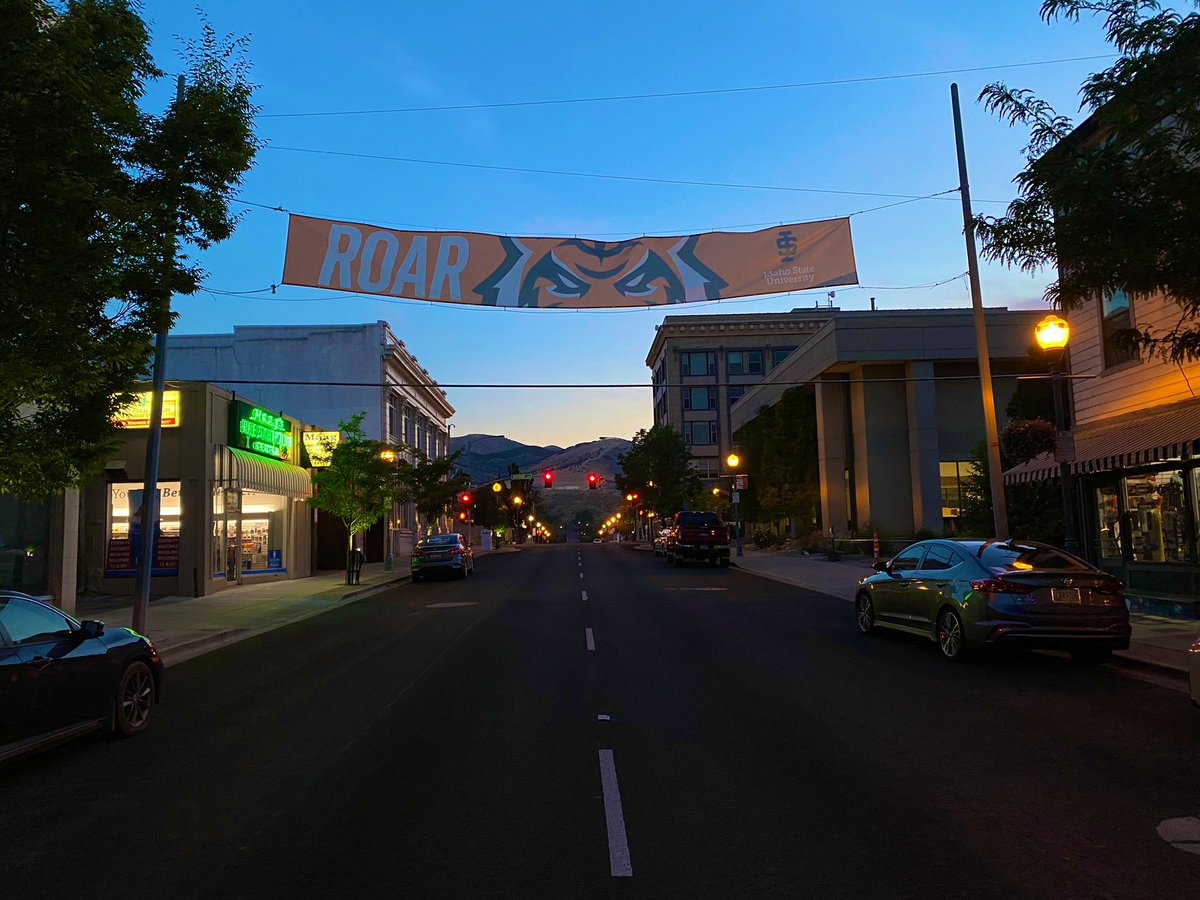 IdahoStateU's tweet image. Goodnight, Bengals. It’s been a really great week having you back on campus. #ROAR