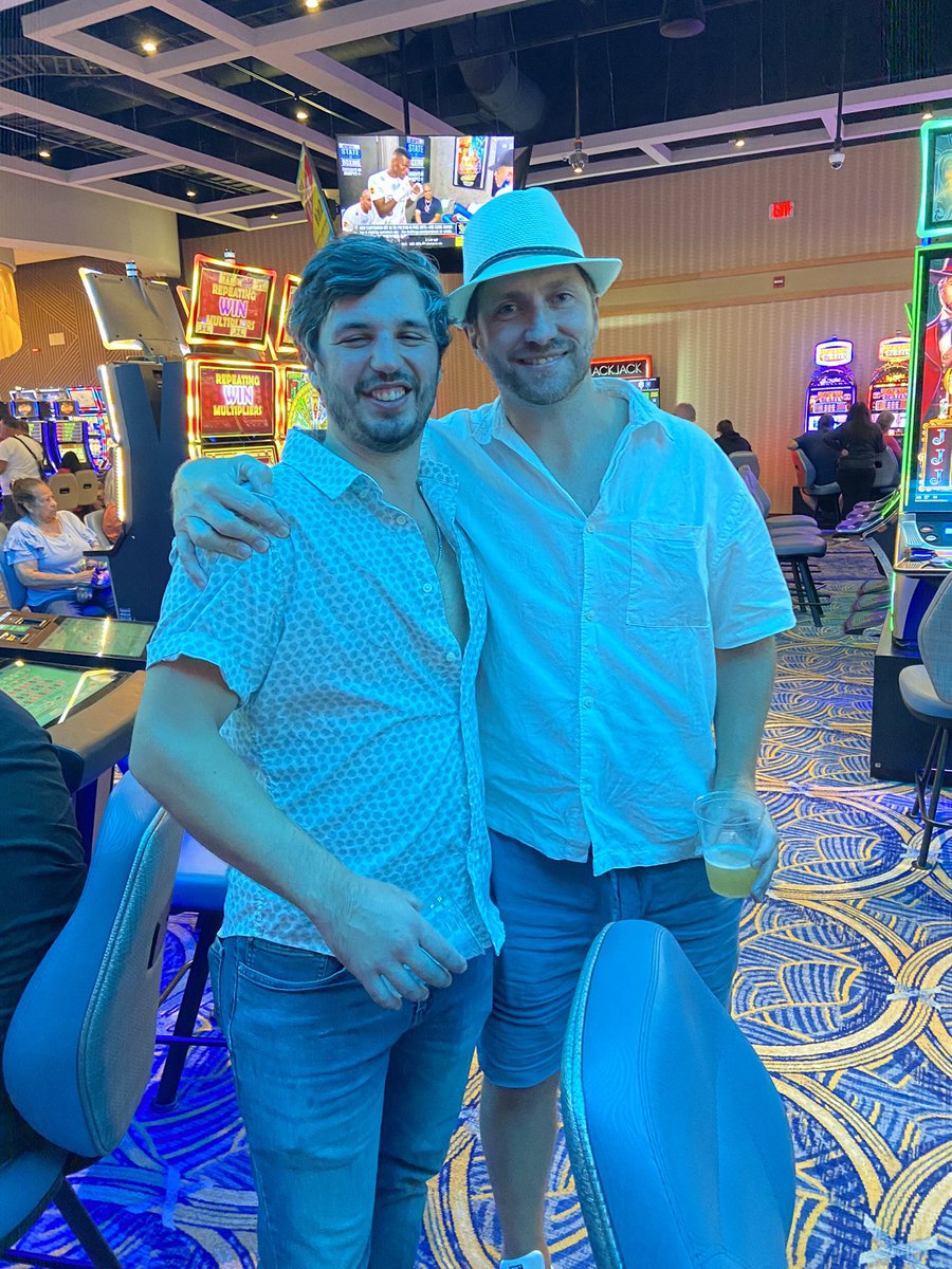V_i_P_3's tweet photo. @mattmurley19 EBR breaking casinos https://t.co/i3MNLg5uff