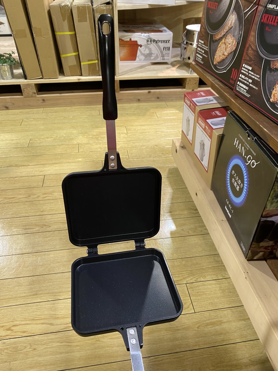 shiratori_shiz's tweet photo. #ホットサンドメーカー
3️⃣5️⃣2️⃣0️⃣円‼️
#HIGHMOUNT
ホットサンドメーカーシングル
お家でもアウトドアシーンでも簡単に美味しいホットサンドが作れます😉
好きな具材を挟んで焼くだけ!
お値段もお手頃!!
アウトドア初心者でも簡単に美味しいが作れます👍
おすすめです😉
#アウトドアおすすめ https://t.co/ZnBoIaQ0dQ