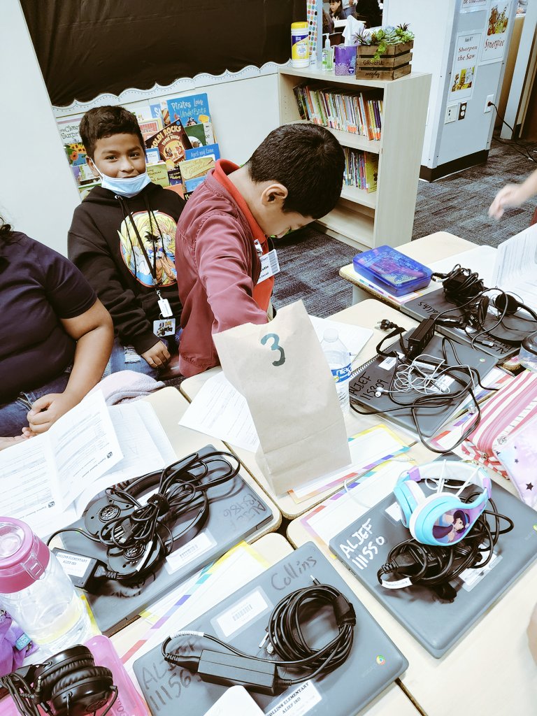 Ms.Alicea tweet media