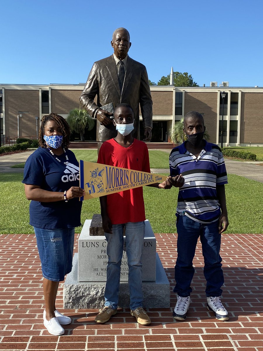 MorrisColl1908's tweet photo. Mr. Jaheim Holmes and father made trip from Georgetown, SC to our campus to join #HornetNation. @morriscoll1908
#MakeItMorris #MoCoclassof2026 #MorrisCollege https://t.co/9KOaEbx9gU