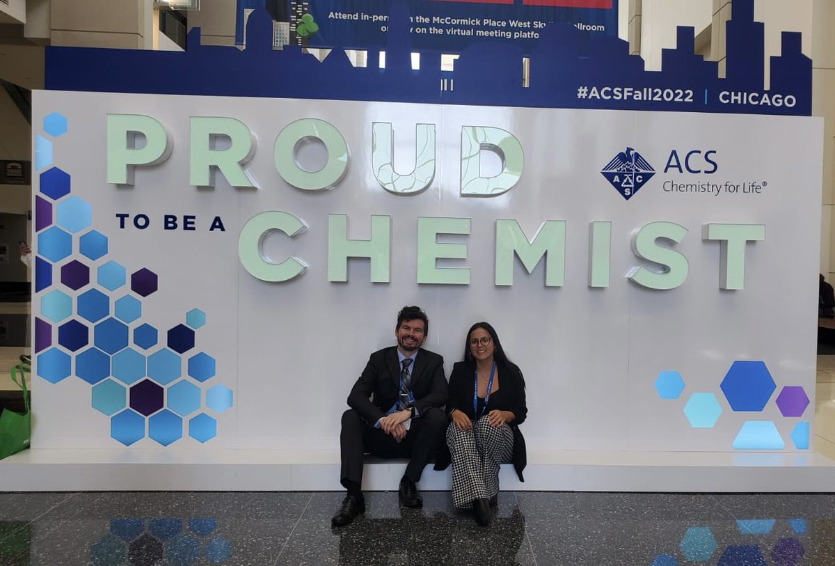 Pasquali Research Group (@cf2_group) on Twitter photo Our PhD students Michelle Duran Chaves and Mitchell Trafford represented the cf2 group at #ACSFall2022. They both gave great oral presentations on their current work in polydispersity and doping of carbon nanotube fibers. Our PhD students Michelle Duran Chaves and Mitchell Trafford represented the cf2 group at #ACSFall2022. They both gave great oral presentations on their current work in polydispersity and doping of carbon nanotube fibers.