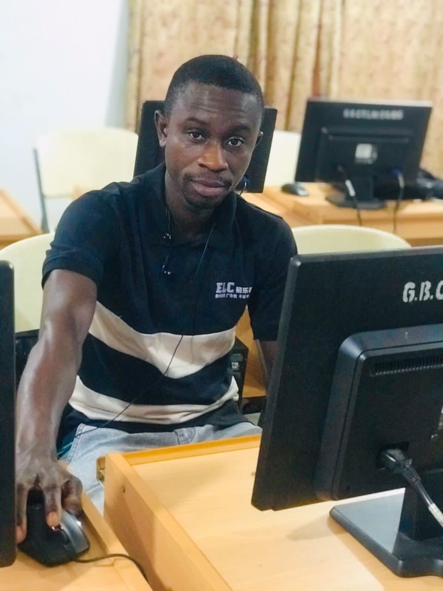 augustyn6's tweet photo. I am very thankful and grateful to the Almighty for granting me yet another year. I pray for an abundance of grace in my world. https://t.co/NmrcXnG9bq