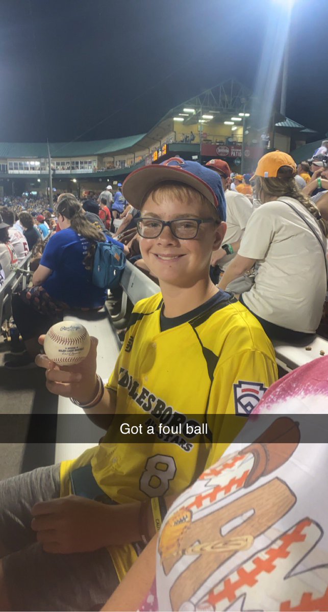 shaun_capps's tweet photo. @smokiesbaseball This was a fun game to be at. Good hitting game from both sides. And my boy got a foul ball https://t.co/lZjdTyHXJG