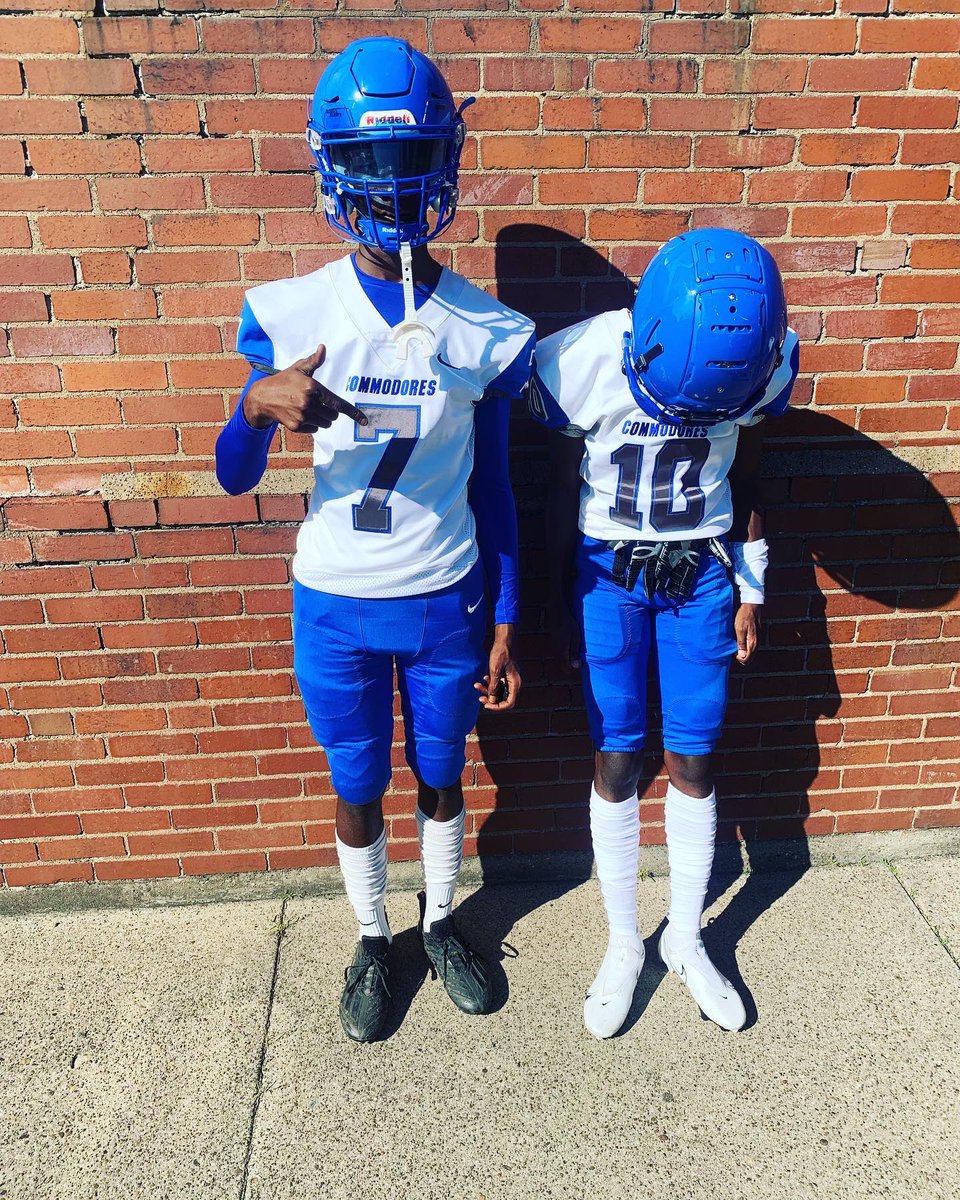 AKA_saucee's tweet photo. Had fun my first highschool game good win against SetonLaSalle #10 comin hard all season..π#check10 https://t.co/uiefHkv5I2