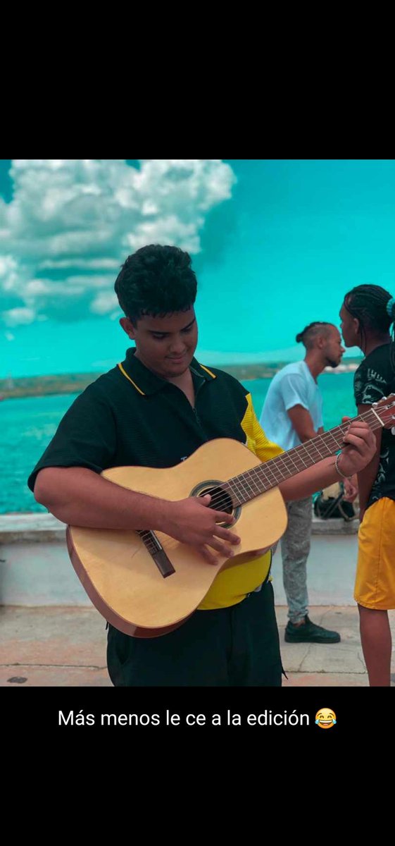 Rizo free tweet media