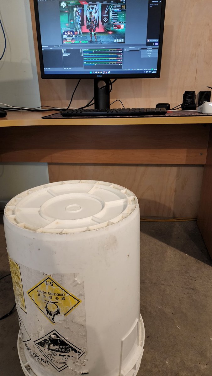 JazzJuric's tweet photo. https://t.co/zQEQX9Ut9r Bucket Gaming! https://t.co/hx4ehLVWcX