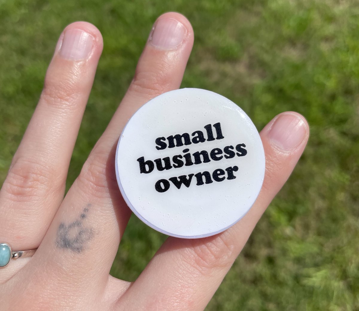 🌟PHONE GRIP BUSINESS CARDS🌟

Future customers/clients can tap their phone to your handmade phone grip and magically, instantly, automatically get your links!!

🌟PREORDERS open now! Grab yours at the link in my bio!