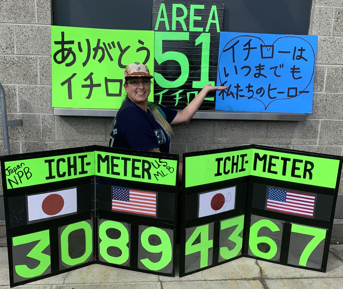 ichimeterlady's tweet photo. Happy Ichiro @mariners induction Day! #GoMariners #IchiroWeekend #SeaUsRise https://t.co/gZ8BNK8AKS