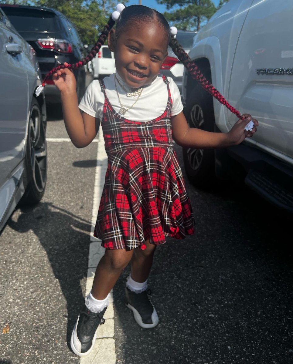 labkidztv's tweet photo. Birthday coming 8/31 💕
#lilvirgo #bigvirgo #virgoszn #novakids #jumpman23 #Ootd #labkidz #labkidztv #babybri #kidrapper #youtuber #kidyoutuber https://t.co/Gzbbtr1U3k
