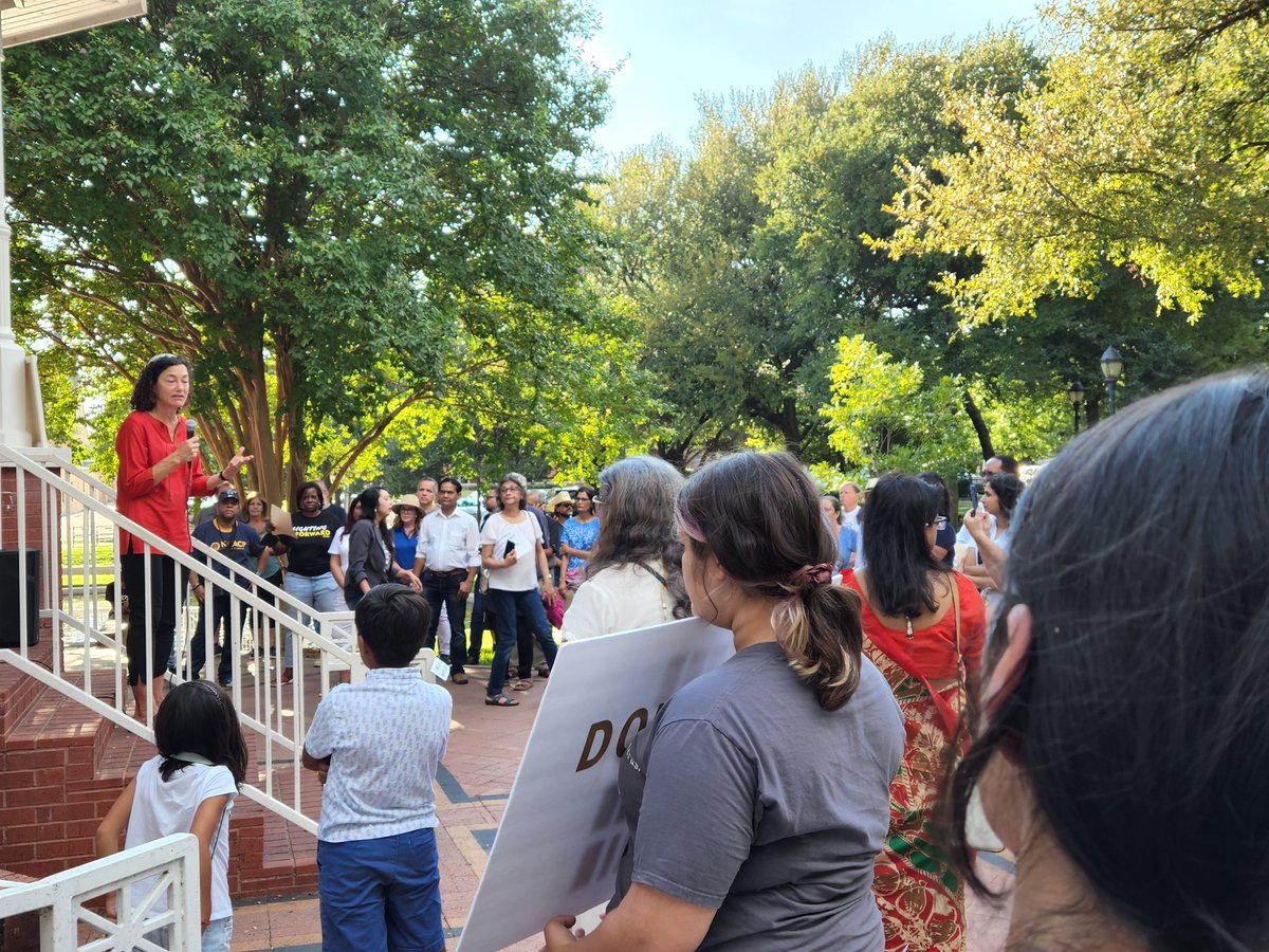 hjnchoi's tweet photo. I'm in Plano, Texas where more than 100 ppl have gathered for a rally denouncing the anti-South Asian attack on 4 women in the city earlier thus week. 
#UnityInPlano https://t.co/3QNSyC9qG6