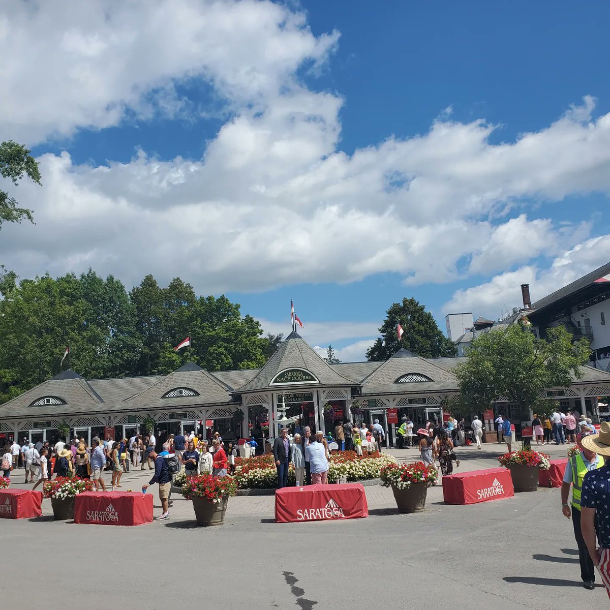 ScaranoAdam's tweet photo. Masters Smasters. If you've been then you know the #Travers is a tradition unlike any other. #Saratoga #Travers2022 #TraversStakes https://t.co/KIrqToAjFl