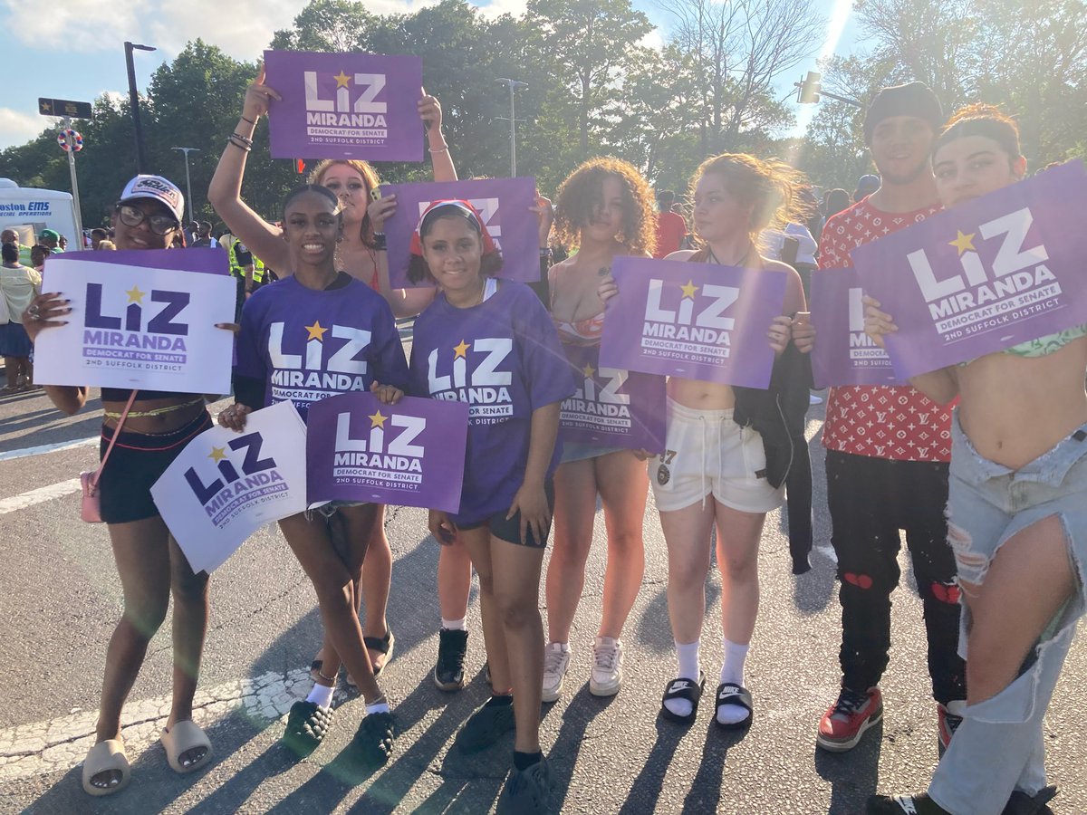 LizForBoston's tweet photo. #TeamLiz was OUTSIDE today! Thank you to everyone who celebrated with us. π―π²πΉπΉπ¬π©π°π³π§π§π±π¨π»π¨πΈπ½π¦πΌπ§πΈ
#LeadWithLiz #PeopleToPeople https://t.co/LXtjKzR4QH