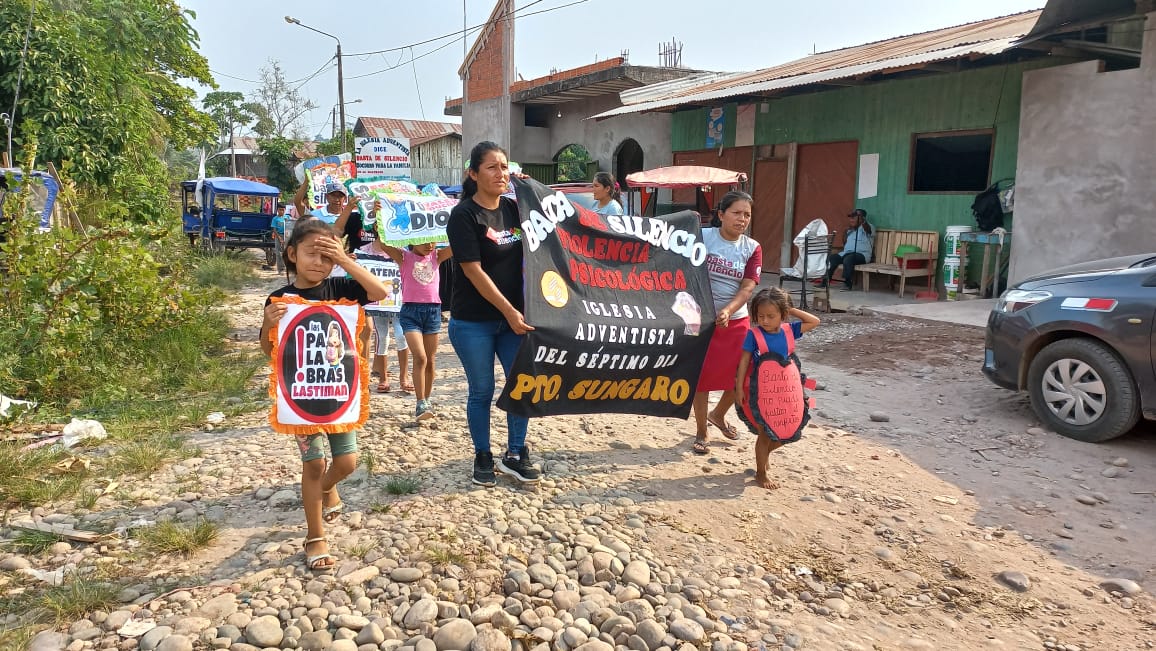 Marcha #BastaDeSilencio #DMPuertoInca una oportunidad valiosa para compartir esperanza #MOP 🚫BastaDeSilencio
@mcoaugarte <a href="/PrEudisVasquez/">Eudis Vásquez 📖</a> <a href="/LicSilviaRojas/">Silvia Rojas</a> <a href="/YudyVilladeRome/">Yudy de Romero</a>