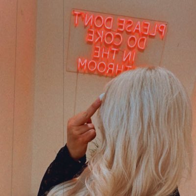 MetaBlondie_'s tweet photo. #NewProfilePic https://t.co/BrJCiZISY1