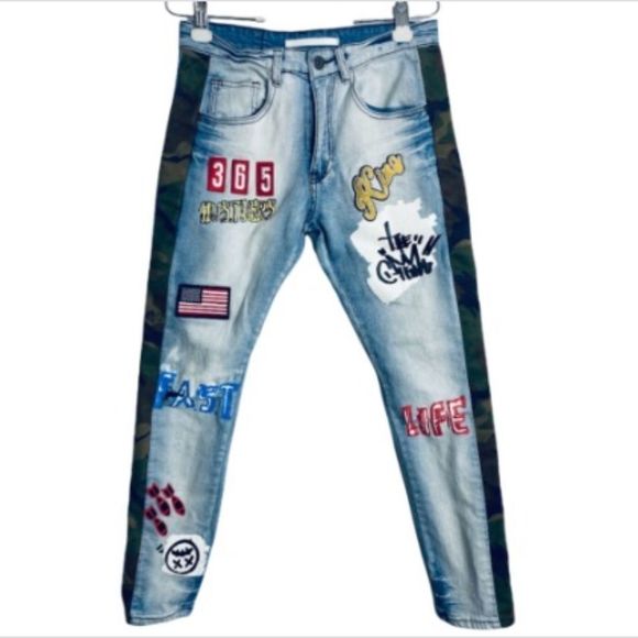 bluepugdesign's tweet photo. So good I had to share! Check out all the items I'm loving on @Poshmarkapp from @XxXKandylandXxX @AngelMissions #poshmark #fashion #style #shopmycloset #sportdeco #levis #kloud9: https://t.co/9s0j7ZQ0An https://t.co/9g8tVKmF5M
