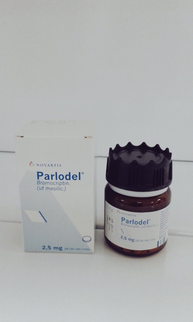 medications818's tweet photo. ●#Bromocriptine
●#Cabergoline

⬅️ هرمون البرولاكتين #Prolactin هو هرمون الحليب عند المرأة تفرزه غدة في الدماغ تسمى النخامية ولكن بنسب متفاوتة .
⬅️ هذه الأدوية تعالج مشاكل الدورة الشهرية ومشاكل الخصوبة (العقم) عن طريق إيقاف الدماغ من إفراز البرولاكتين الزائد من الغدة النخامية . https://t.co/XE4IrVAfNP