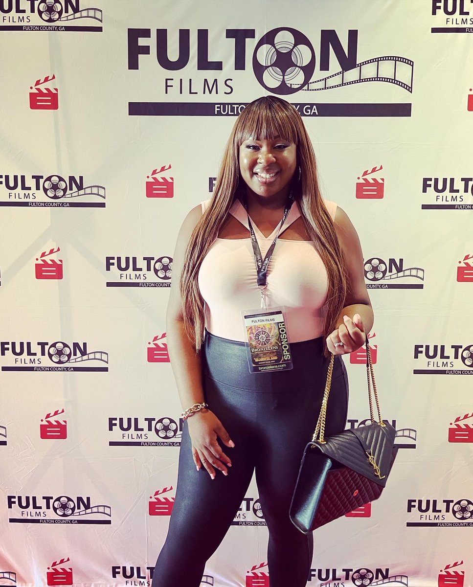 KeyshaLeeTV's tweet photo. @Fulton_Films hosted an amazing panel discussion @BronzeLens film festival that was real &amp; raw! Great gems @lammanruckerofficial (Greenleaf/The Black Hamptons) &amp; @iamjavonjohnson Johnson (The Oval) #bronzelens #bronzelensfilm #bronzelensfilmfestival #blff22 https://t.co/DtylDww2Vz
