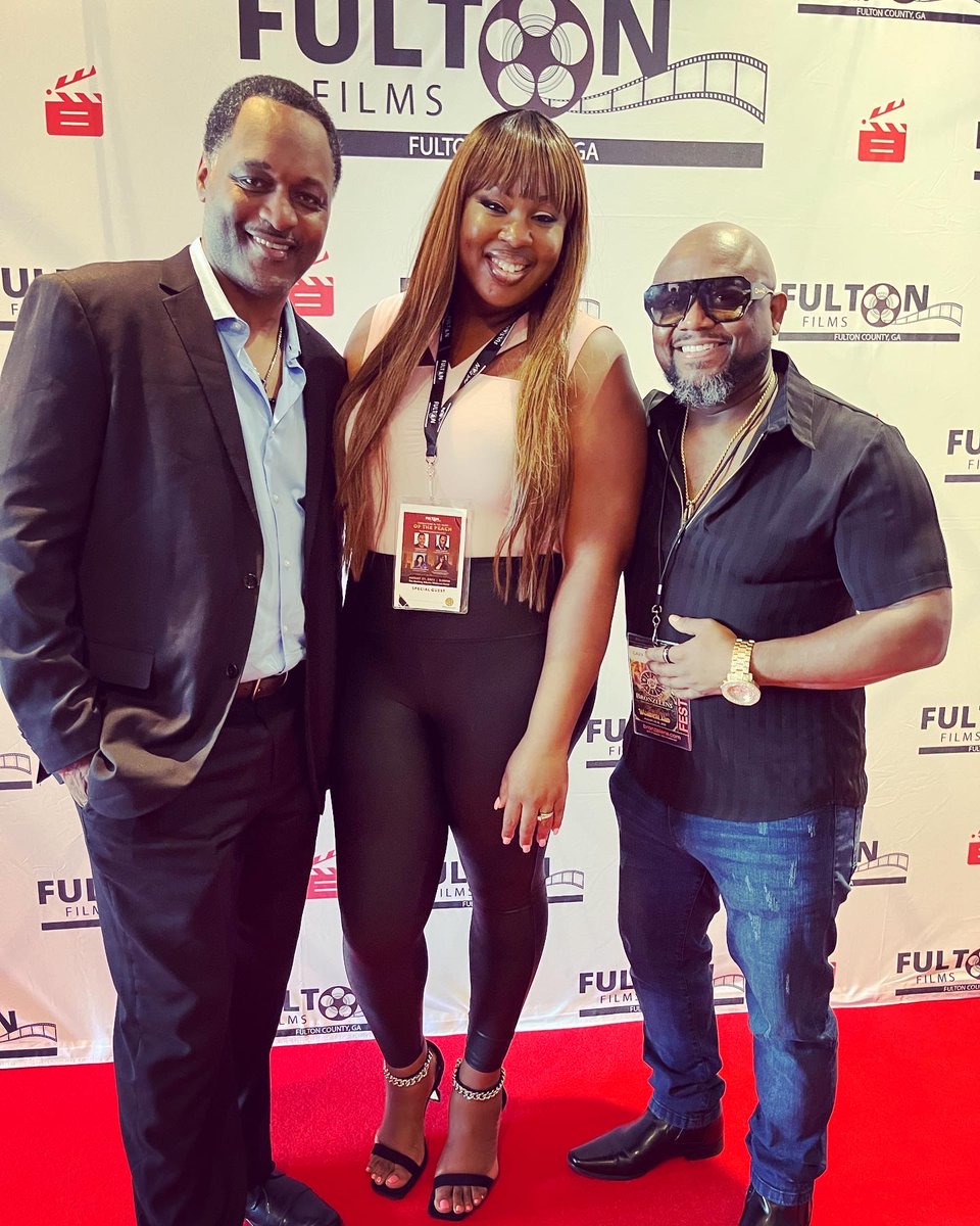 KeyshaLeeTV's tweet photo. @Fulton_Films hosted an amazing panel discussion @BronzeLens film festival that was real &amp; raw! Great gems @lammanruckerofficial (Greenleaf/The Black Hamptons) &amp; @iamjavonjohnson Johnson (The Oval) #bronzelens #bronzelensfilm #bronzelensfilmfestival #blff22 https://t.co/DtylDww2Vz