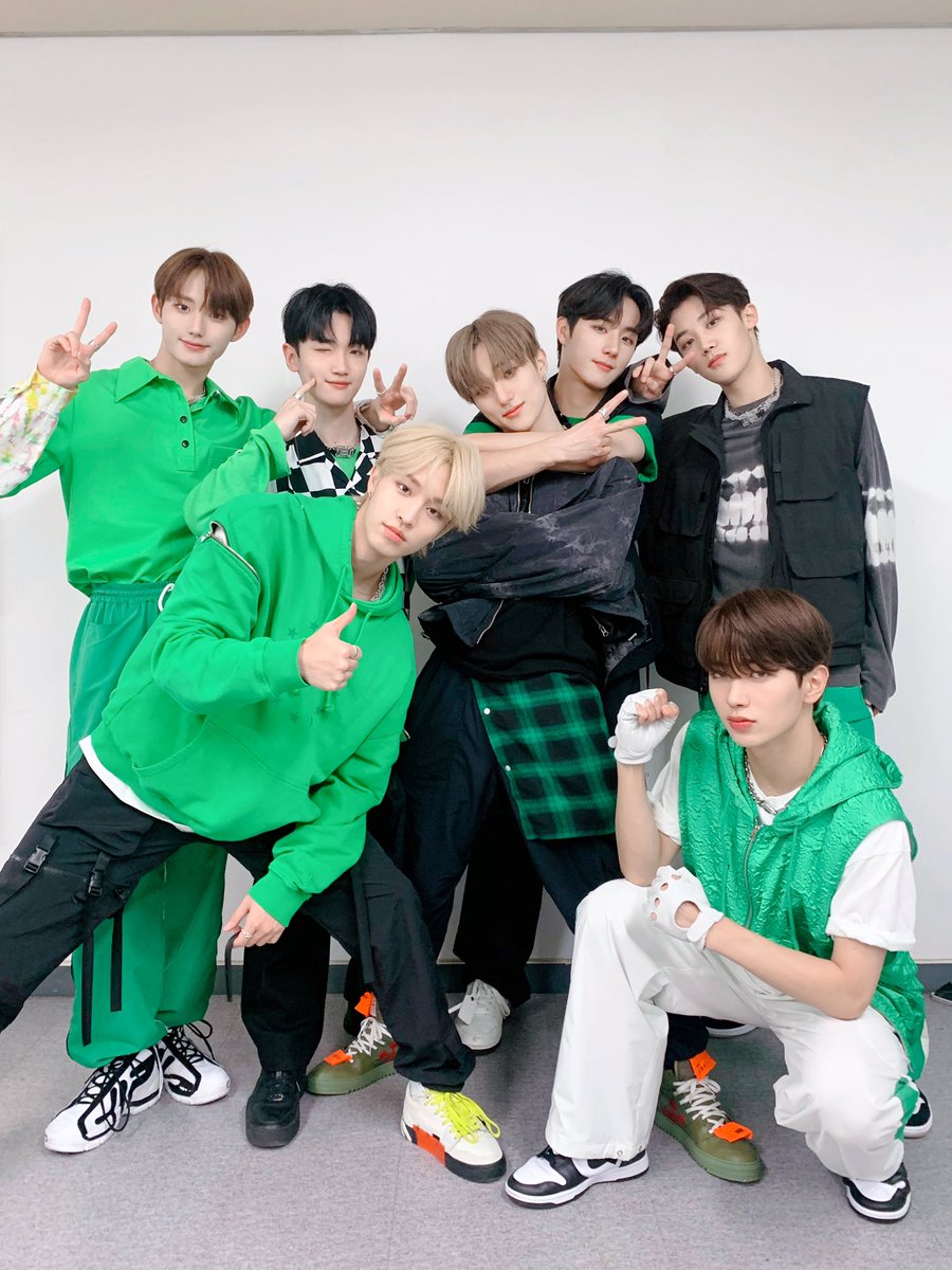 nujseok's tweet photo. ︎⠀⠀ Using outfit like plants, I'm sure others will not fit with the green. But therefore this is ATBO we can fit in any concept of outfit. Performing on Simply Kpop was awesome, especially we have performed together as 7. https://t.co/bywMw4lsQM