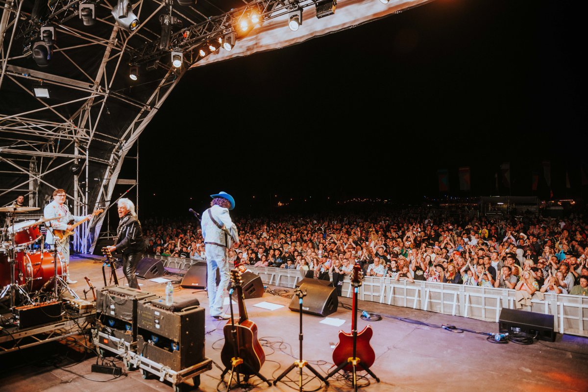 The Long Road tweet media