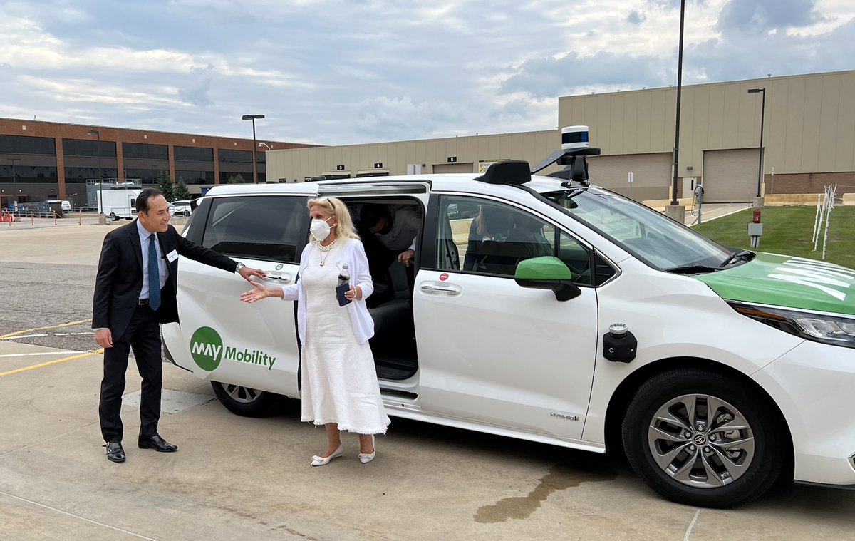 RepDebDingell's tweet photo. Toured @ToyotaPolicy R&amp;D headquarters in Saline to get an update on some of their latest work. Looking forward to American innovation keeping us competitive across the globe as the auto industry makes the shift to EVs. https://t.co/IPScQVddaw