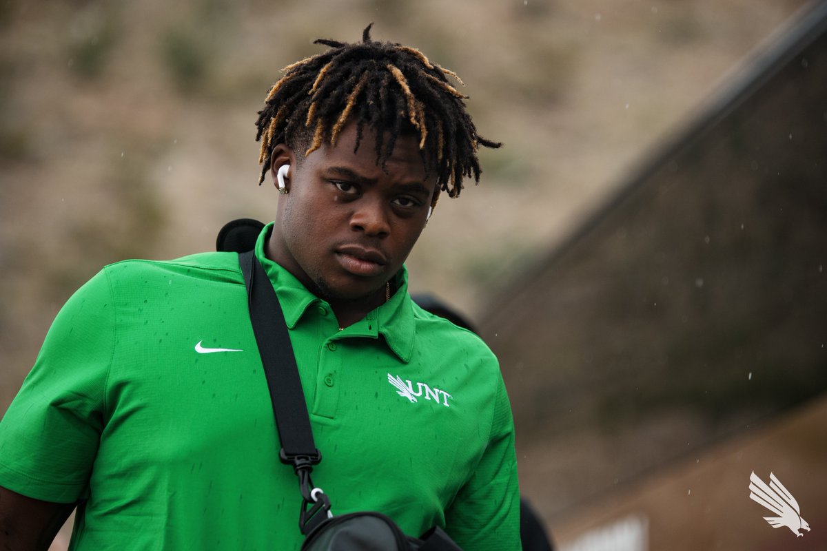 MeanGreenFB's tweet photo. 𝘛𝘪𝘮𝘦 𝘵𝘰 𝘨𝘰 𝘵𝘰 𝘸𝘰𝘳𝘬. 😤

#GMG https://t.co/bVvLfmKTD6