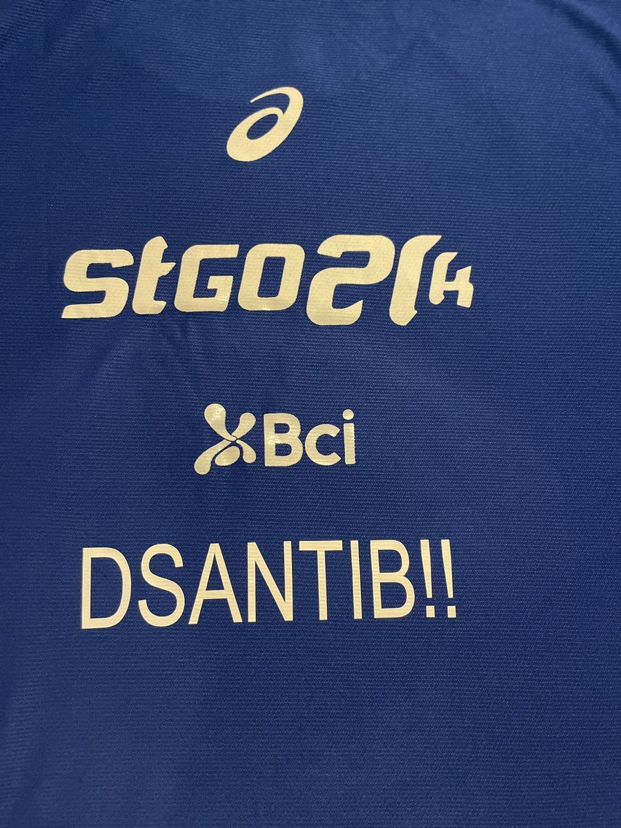Danikooks's tweet photo. Tamos ready! @AsicsTeam @ASICSamerica #AsicsStgo21K #Run 🫵🏻😀 https://t.co/pbLEXvpERr