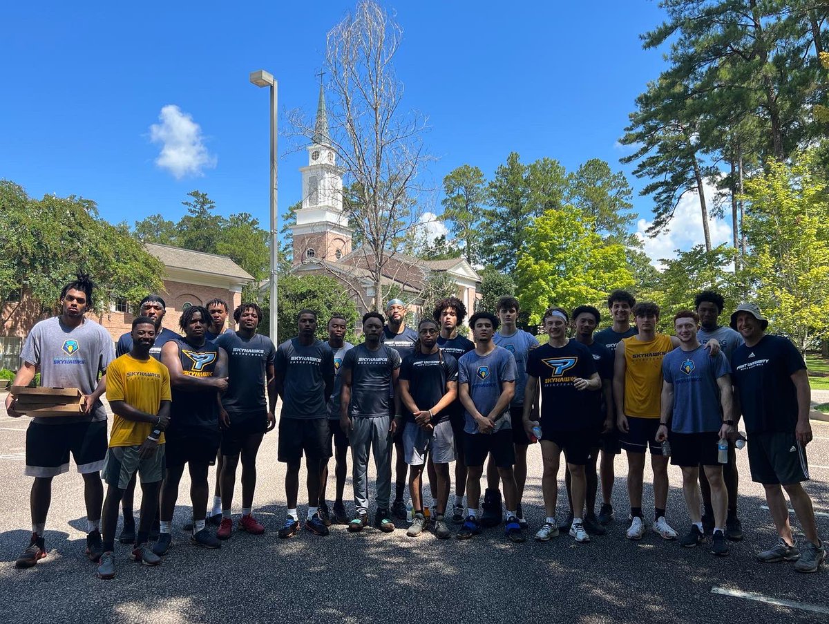 Point University Men's Basketball tweet media