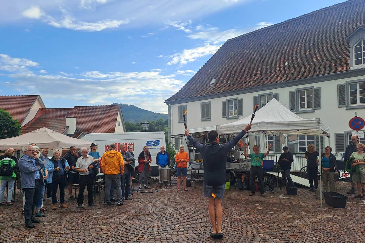 ausgestrahlt's tweet photo. Die Etappe #Riedlingen bis #Engen der #AntiAtomRadtour in Bildern. Am heutigen Sonntag fahren wir nach #Benken in die #Schweiz. Seid auch dort dabei und fahrt mit! Alle Infos:

https://t.co/7yxIiXsJs4

#AtomkraftNeinDanke #AKWAbschalten #Energiewende #Erneuerbare #AntiAtom #AKW https://t.co/jfWLKS2XYT