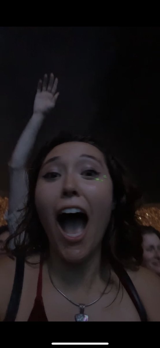 katiesideboth54's tweet photo. me at odesza is prob the most emotion you’ll ever see me express #odesza https://t.co/8i776MIIk4