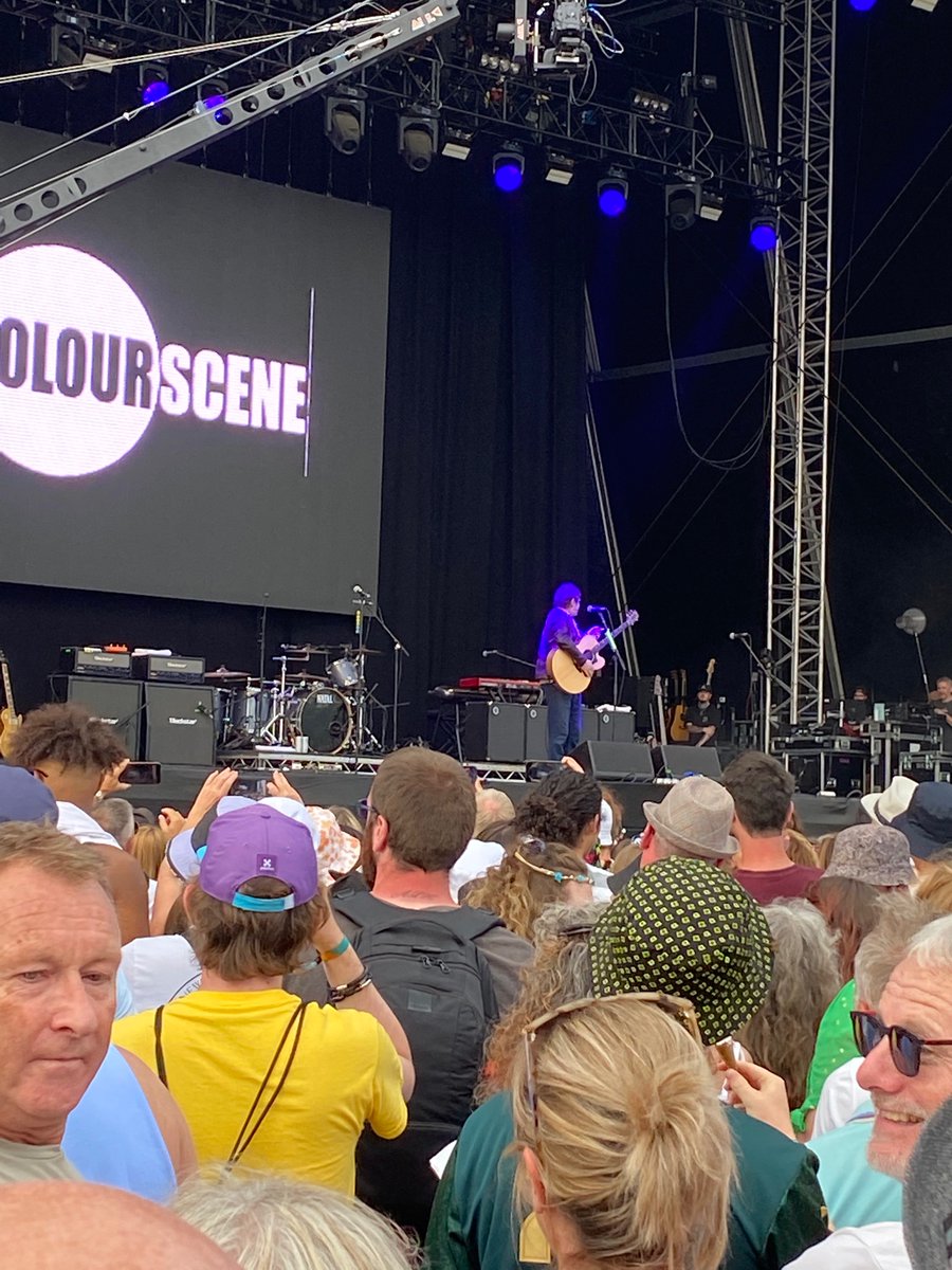 ryansmoma's tweet photo. @OCSmusic smashed it @VictoriousFest ✊👏👏 https://t.co/BFqqrXMxN2
