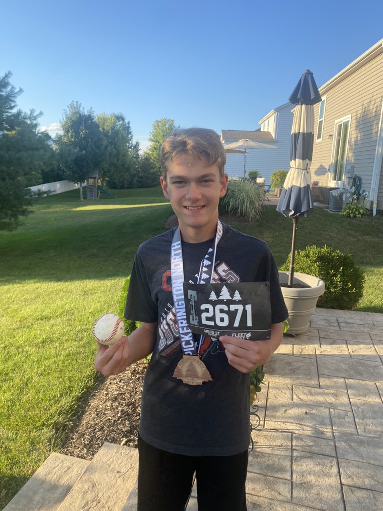 GeorgeSorge's tweet photo. Volleys Medals and Dingers today. #prouddad #volleyball #xc #acesbaseball https://t.co/jrlyMObc1w