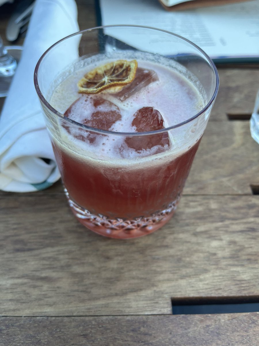 DrAmandaSelk's tweet photo. Toronto peeps and those visiting. Just had a night out at #stockTC rooftop patio and it’s amazing. Great food and service. Highly recommended. https://t.co/Bpom5RVpl5