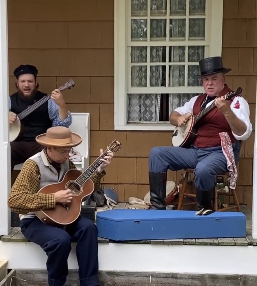 MBursig's tweet photo. Old Time Music Weekend at Old Bethpage Village. #oldbethpagevillage #obvr #folkmusic #longisland #banjo #guitar https://t.co/zzvtq7OA3U