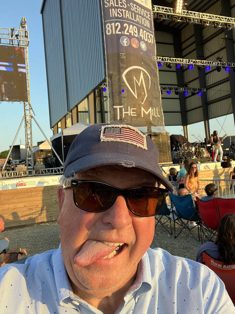 dyer58's tweet photo. Great music at the Mill https://t.co/cwmwNDSnst
