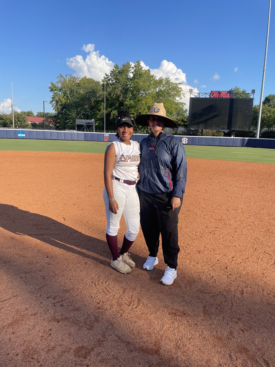 MsElite16u's tweet photo. #4 Tavia Archie (2025) of Northwest Rankin attended the defensive position and hitting sessions of @OleMissSoftball fall camp today! https://t.co/yekRc0kRiL