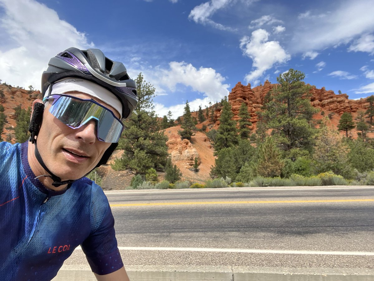 rvdveer's tweet photo. Past Red canyon. About 150 miles. Feeling the legs but that's ok. https://t.co/cJdWQuc3jL