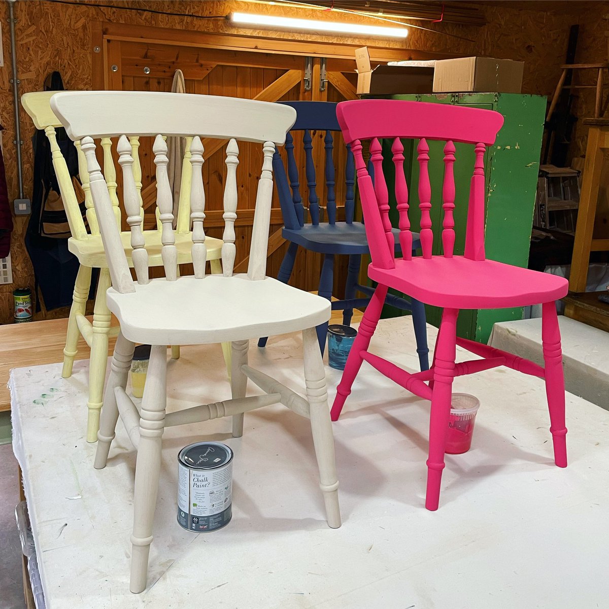 reworkeddorset's tweet photo. Work in progress, 1st coat of colour for a customer commission 👍🏻 #rwf #reworkedfurniture #colour #chairs #commissions #customcoloir #rustoleum #anniesloan #fusion #farrowandball #reuse #refinish #addcolortoyourlife #addcolour https://t.co/Yy7hL3O6wg