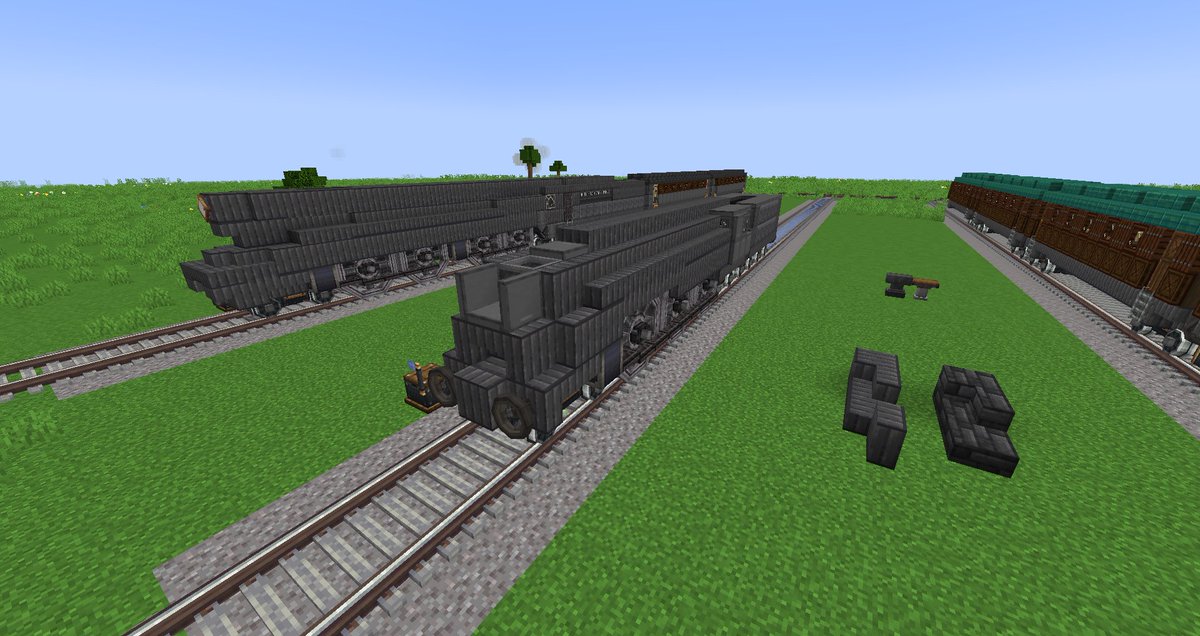 ChewyRailworks's tweet photo. I am once again reminded that Minecraft doesn't translate rounded shapes very well. In any case, here's my attempt at building a Hush Hush locomotive https://t.co/FjvY1S8vFO