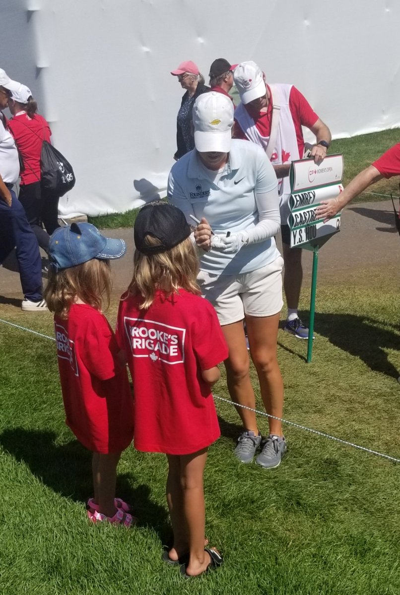 SensChirp's tweet photo. On a day full of great moments, this gesture by @AllisonEmrey may have been the best. Went out of her way to sign a golf ball for each of them. Girls are still talking about it hours later and now want to be golfers when they grow up. https://t.co/SApyer5BZh