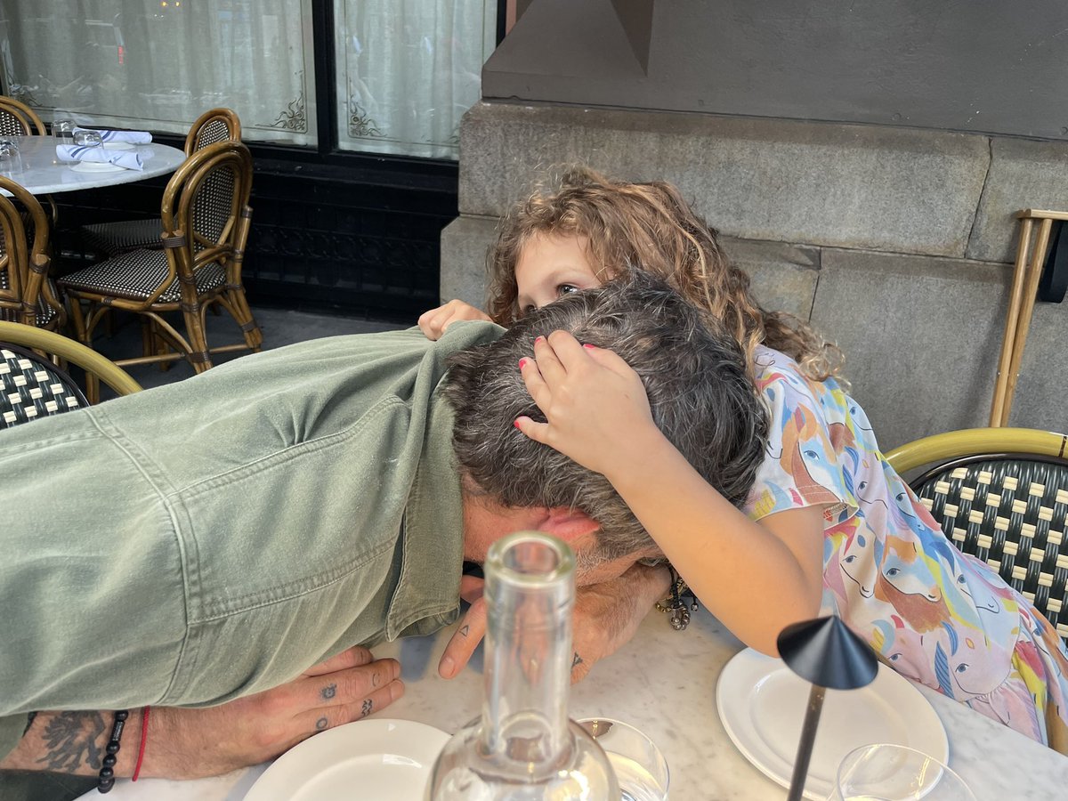 So if <a href="/KeeganMKey/">Keegan-Michael Key</a> was wondering who the naughty children were at the table next to him telling “deez nutz” jokes all night were……..they’re <a href="/JDMorgan/">Jeffrey Dean Morgan</a> ‘s. 
I hold no responsibility for their nuts or anyone else’s.#nutfree