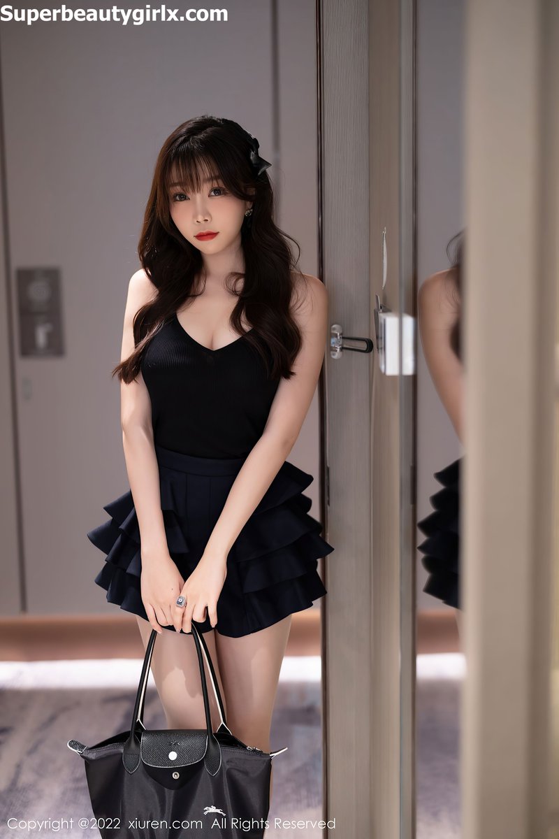 Superbeautygirlx on Twitter: "XIUREN No.4840: Booty (芝 芝) (77 Pics) Li...