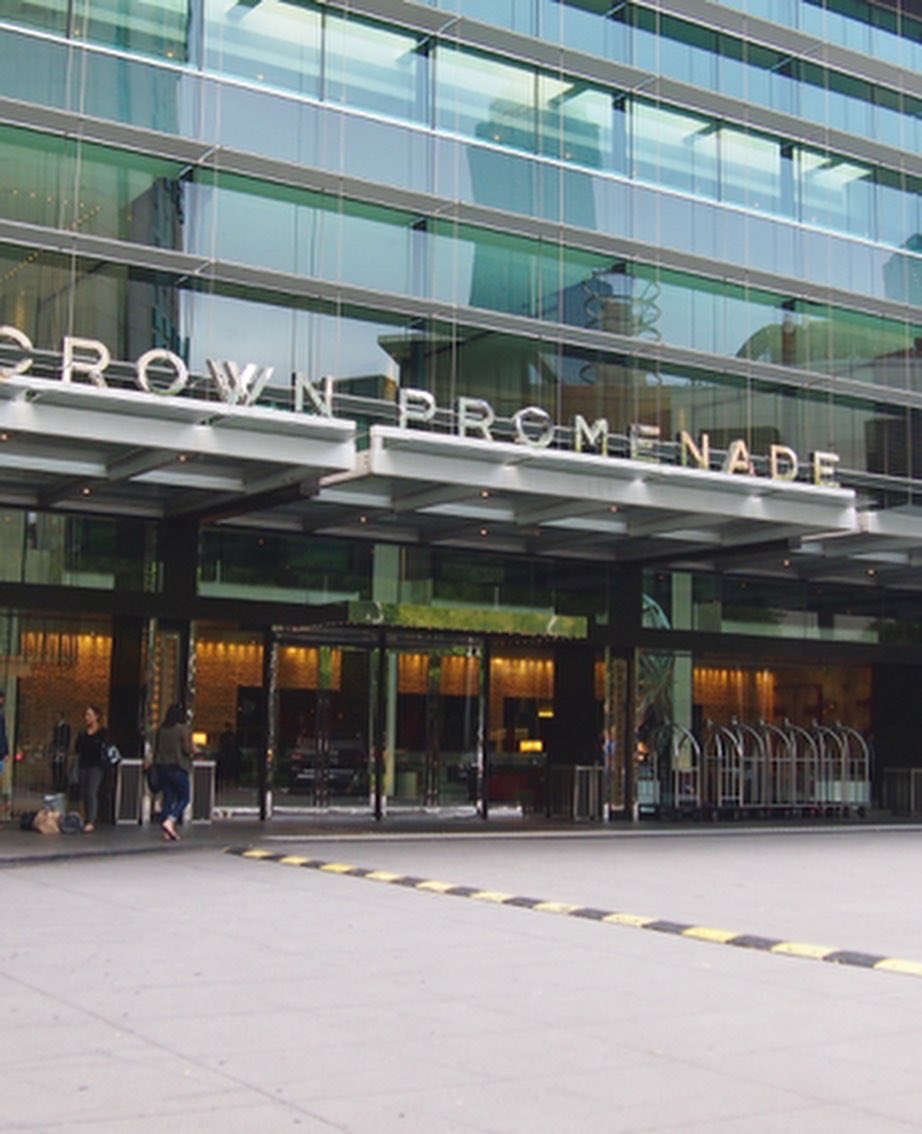 DuzaDriving's tweet photo. It’s been a busy week on the tools.  Early morning international arrivals and departures, weddings in the Dandenongs, a random text that lead to an all too brief catch up 25 years in the making. #melbourneairport #airporttransfers #gumgullyfarm #crownpromenade https://t.co/KyI3Gcenfr