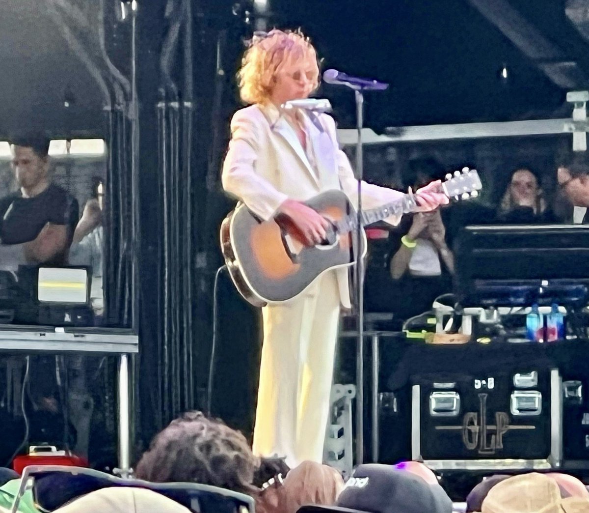 J_Kendall's tweet photo. Khruangbin, Billy Strings, Beck, us #BeachRoadWeekend https://t.co/MbVwjdF4W6