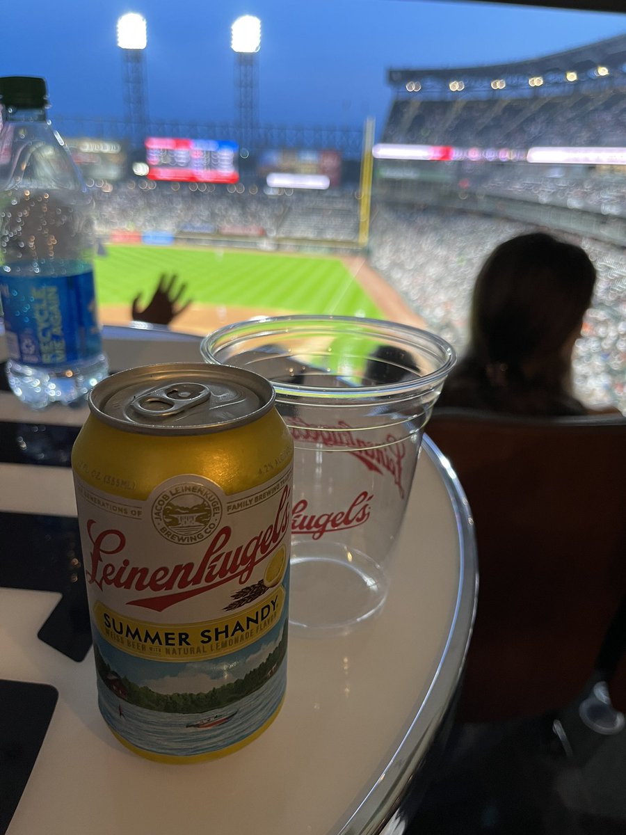 toc1358's tweet photo. @DickLeinie @Leinenkugels @JohnLeinie love the summer Shandy at Comiskey.  The beer is great.  Sox could be better. https://t.co/O6FvIDVOgI