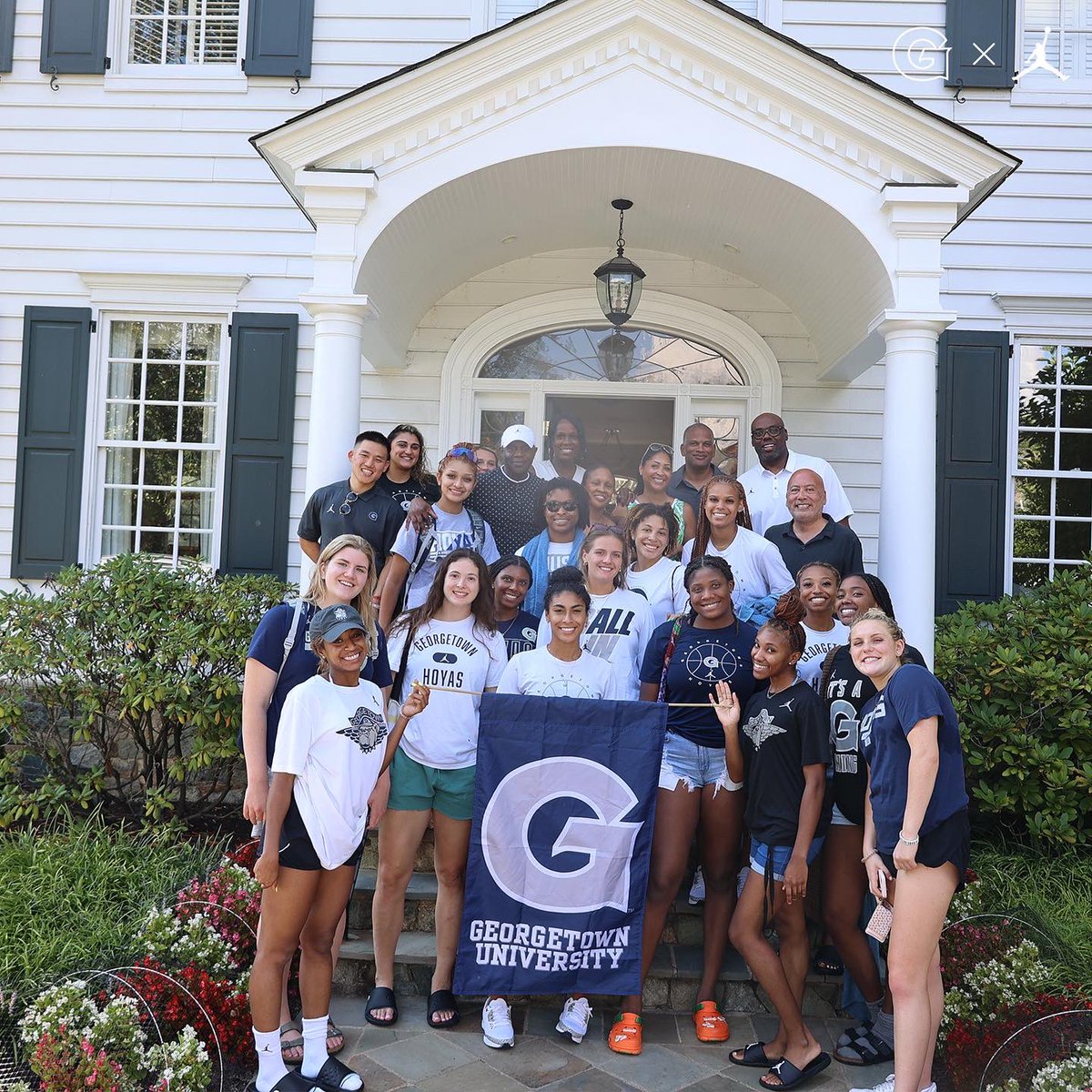 GeorgetownWBB's tweet photo. Pool vibes, Good BBQ, and Hoya Smiles. What better way to conclude the first week of school! Thank you Phillips Family for opening your home to us.

#HOYASAXA
#WEAREONE 
🐶🤍💙 https://t.co/17cKIcBIU1
