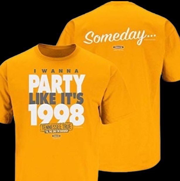 tennesseetopic's tweet photo. Running A Giveaway On My Insta! @tennesseetopic #Giveaway #forthesupporters #free #VolTwitter #volnation #VFL #GBO https://t.co/F419ITrMHk