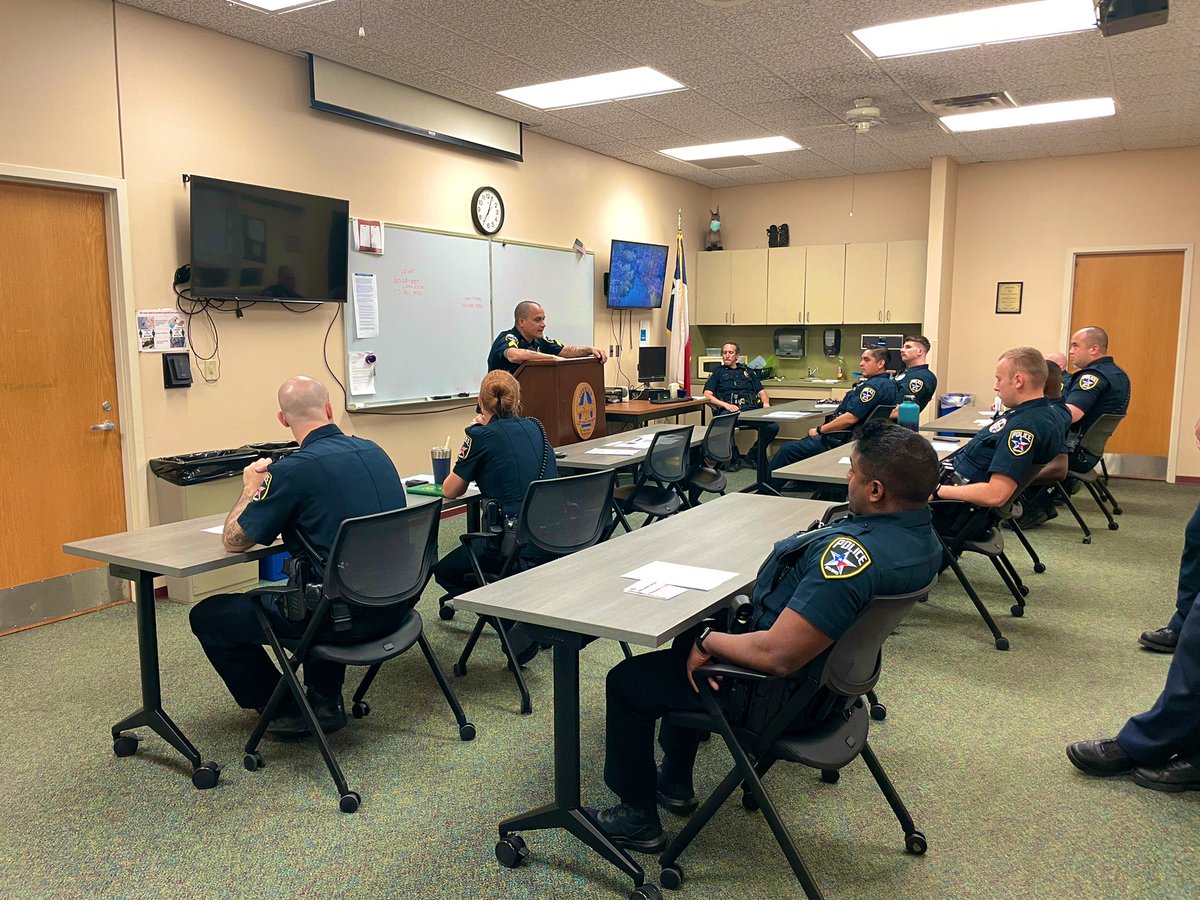 #SaturationSaturday has officially begun. Our DWI Unit, along with our Patrol Division, will be focusing on impaired drivers tonight.

Follow our social media accounts tonight, as Media Affairs provide live updates while riding out. 1/2

#EndTheStreak 
@MADDOnline