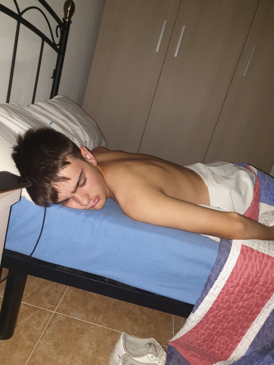 IvanMR__'s tweet photo. @Pabloolopeez_ Seguro? https://t.co/zsjhMzzjMH